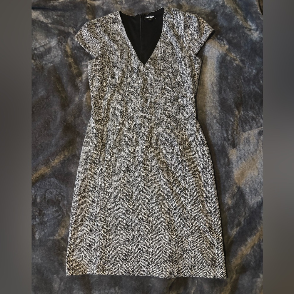 Express black and white mini dress